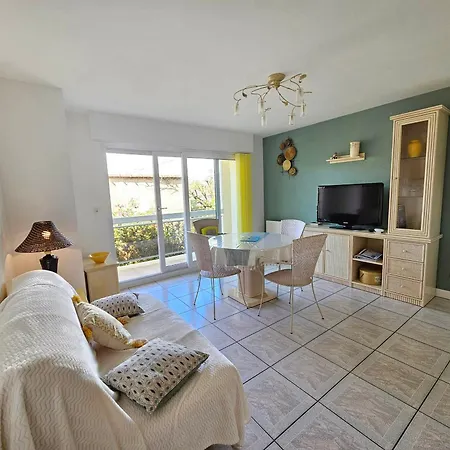 Centre-ville Calme Avec Balcon Et Garage - - Fr-1-550-73 Apartamento *